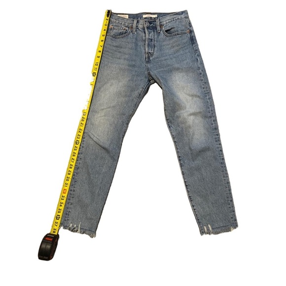 Levi’s Big E Wedgie Medium Wash Premium Jeans - Picture 4 of 11